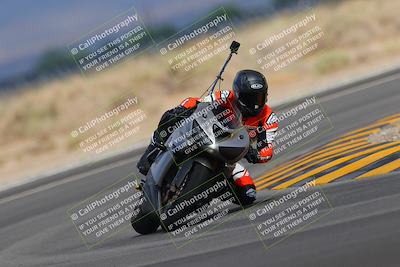 media/Sep-11-2022-SoCal Trackdays (Sun) [[81b7e951af]]/Turn 16 (945am)/